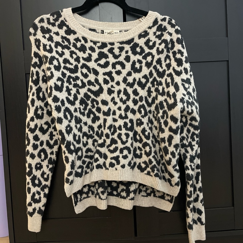 Leopard Crewneck Knit Sweater